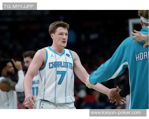 弗拉格创生涯新高35分克尼佩尔稳定贡献20分费尔斯表现出色助力球队