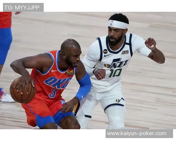 西蒙斯高效得分助力球队胜利豪泽状态低迷表现不佳